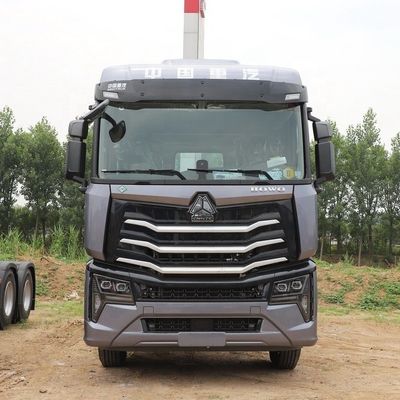 Хорошая цена. Левое рулевое управление Sinotruk Специальное транспортное средство Использованный Sinotruk HOWO MAX 6X4 530hp трактор СПГ онлайн