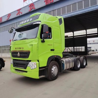 Хорошая цена. Использованный HOWO Sinotruk Тракторный грузовик T7H 540HP 6X4 с мультимедийной системой Ручное окно онлайн