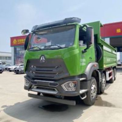 Хорошая цена. Использованный Sinotruk HOWO NX 8x4 Дэмп-Транс 50 тонн с брезентом и 400-литровым топливным баком онлайн