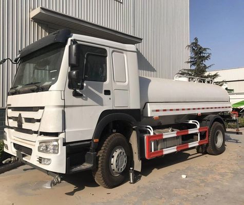 Хорошая цена. SINOTRUCK 4X2 5CBM Водная специальная машина Грузовик Ручная трансмиссия Тип 10 тонн Номинальная нагрузка онлайн